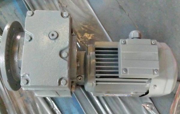 1:102減速機,1比102減速電機,102比減速器,清洗機械減速機,減速機樣本 1:102減速機,1比102減速電機,102比減速器,清洗機械減速機,減速機樣本