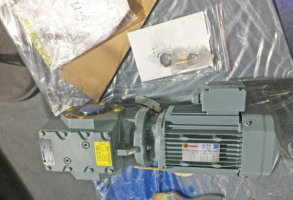 1比125減速電機,1:125減速機,125比減速器,鏈輪鏈條傳動減速電機 1比125減速電機,1:125減速機,125比減速器,鏈輪鏈條傳動減速電機