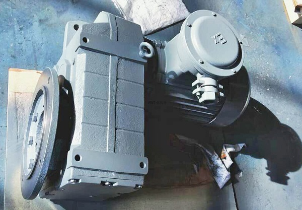 棒磨機減速機,2.2KW減速電機,FAF系列減速箱,減速器選型 棒磨機減速機,2.2KW減速電機,FAF系列減速箱,減速器選型