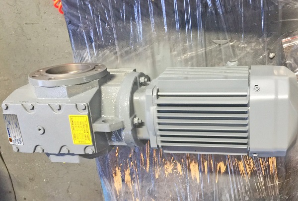 硅溶膠生產設備減速機,76KW電機減速機,減速電機型號如何選 硅溶膠生產設備減速機,76KW電機減速機,減速電機型號如何選