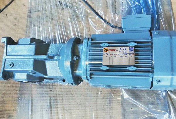 83轉(zhuǎn)減速機(jī),83rpm/min減速電機(jī),每分鐘83圈的減速器 83轉(zhuǎn)減速機(jī),83rpm/min減速電機(jī),每分鐘83圈的減速器