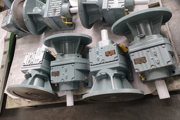 8KW電機含減速機,8000W減速機帶電機型號選型 8KW電機含減速機,8000W減速機帶電機型號選型