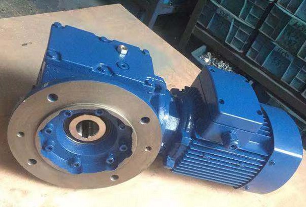 SAF77-225.26-YVP0.75-M4-180-A減速機 SAF77-225.26-YVP0.75-M4-180-A減速機