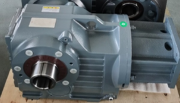 SF67減速機 SF67減速機