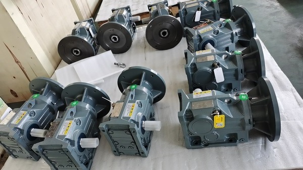 KA127減速電機 KA127減速電機