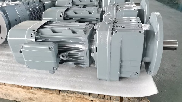 RX147減速電機 RX147減速電機