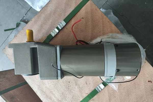 六孔擰繩器減速機,HGL直角減速器,HGL-30N-400-T50減速電機 六孔擰繩器減速機,HGL直角減速器,HGL-30N-400-T50減速電機